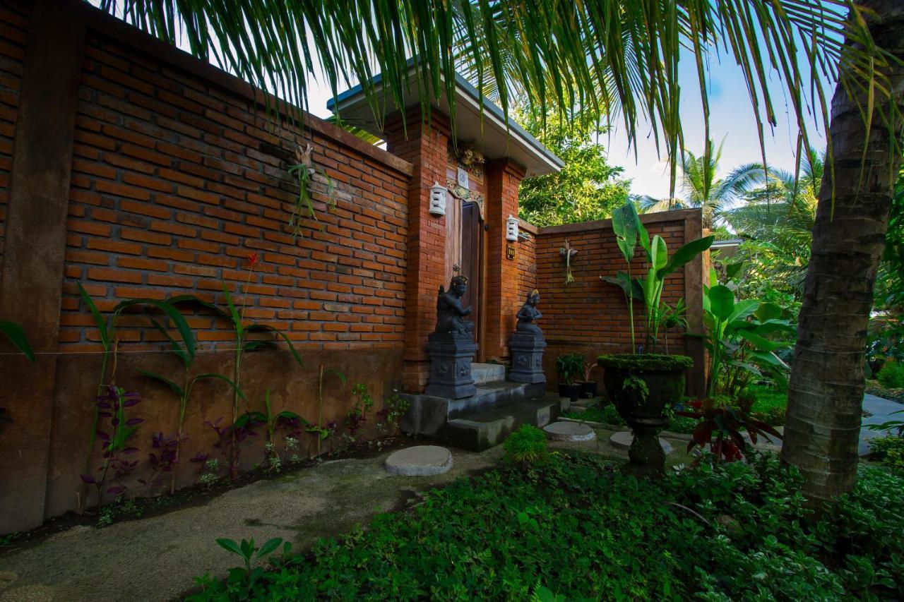 Ubud Suarga Private Pool Villa Exterior photo
