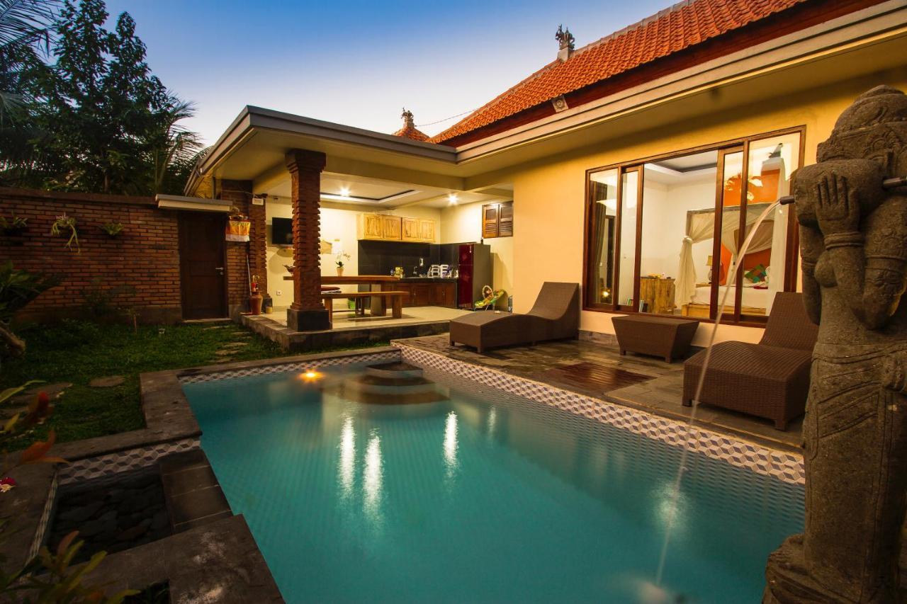 Ubud Suarga Private Pool Villa Exterior photo